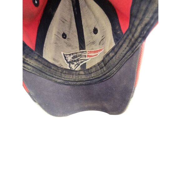 Vintage Reebok NFL New England Patriots Embroidered Adjustable Baseball Cap - Picture 7 of 7
